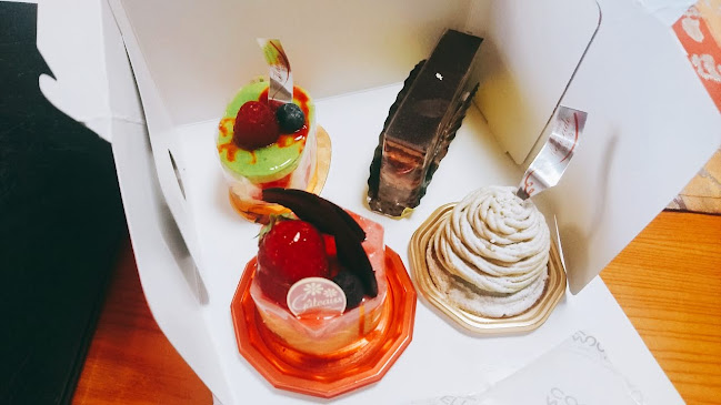 パティスリー甘青堂 - 飲食業