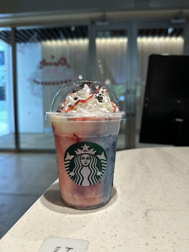 〒164-0001 東京都中野区中野４丁目１０−２