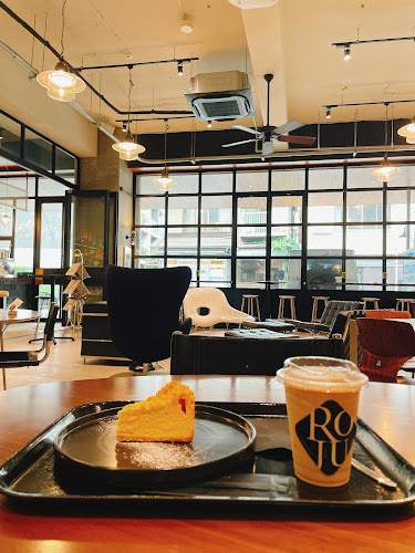 Opinii despre ROJU NAKAMEGURO în 目黒区 - 飲食業