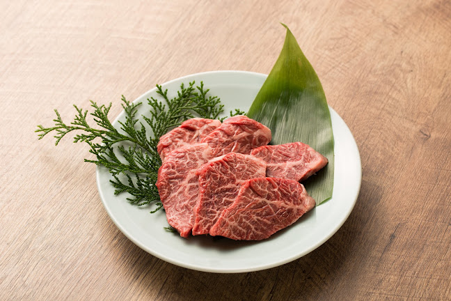 Opinii despre 黒毛和牛 焼肉 龍 în 大阪市 - 飲食業