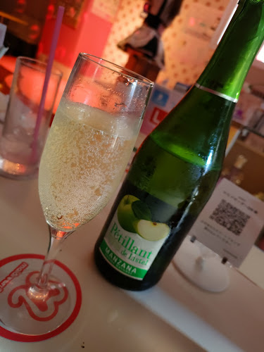 Opinii despre めいどりーみんアイドル通り店 în 千代田区 - 飲食業