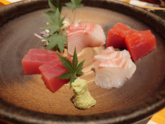 〒798-0040 愛媛県宇和島市中央町１丁目２−６