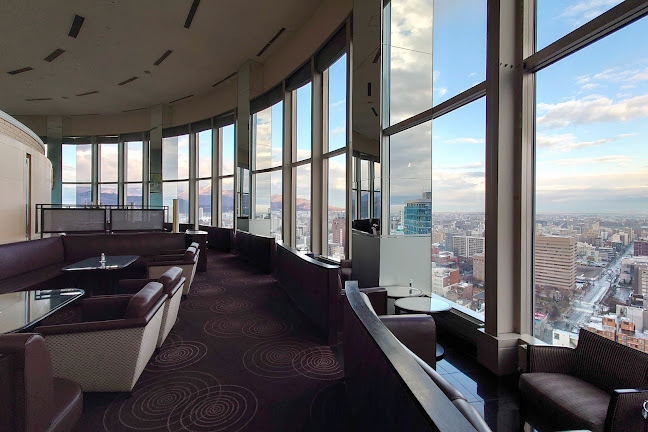 Opinii despre スカイラウンジ トップ・オブ・プリンス în 札幌市 - 飲食業