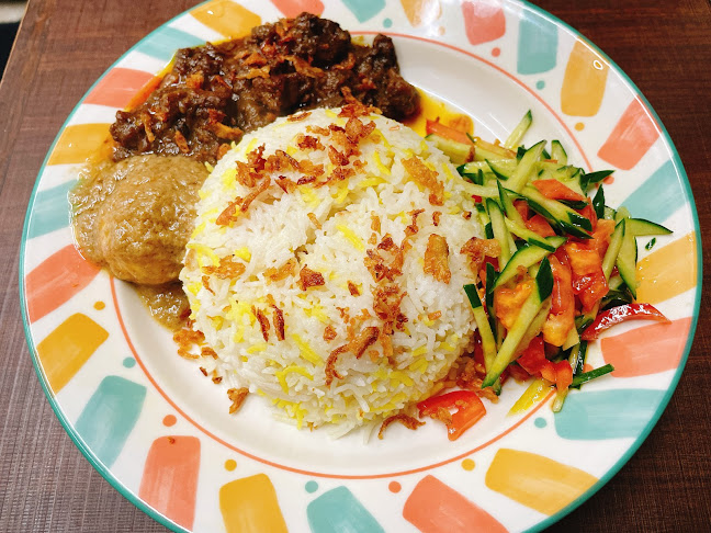 プリンスフードコーナー - 飲食業