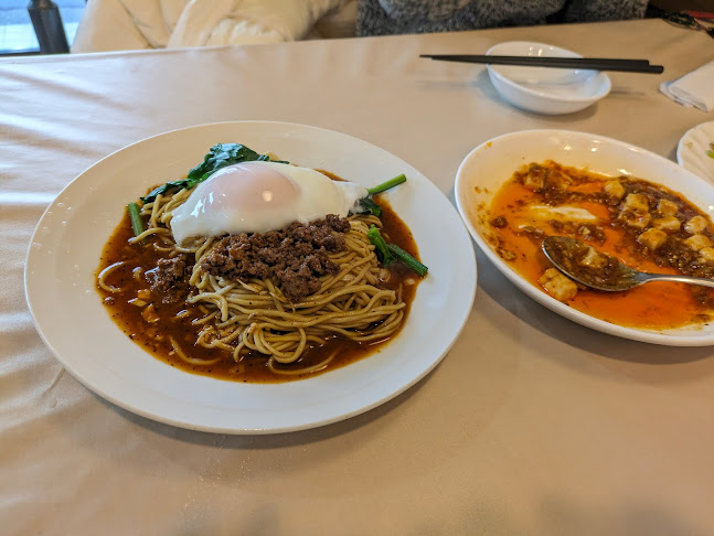 〒655-0893 兵庫県神戸市垂水区日向２丁目５−２４