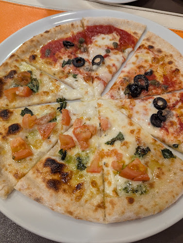 イタリアンキッチンおりべ - 飲食業