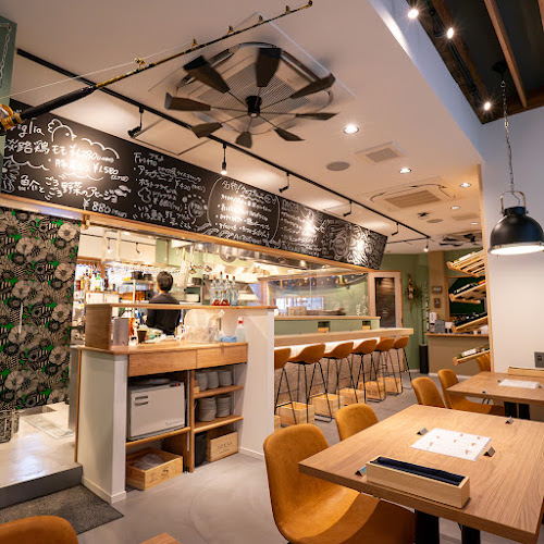 〒650-0012 兵庫県神戸市中央区北長狭通３丁目３１−８３−８４