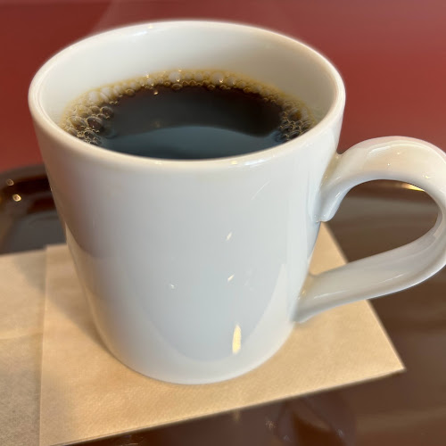 Comentarii opinii despre カフェ・ベローチェ 伊勢佐木町店