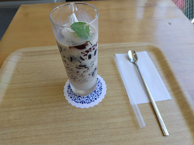 Opinii despre Cafe Dining&Bar FLAT カフェ ダイニングバー フラット în 墨田区 - 飲食業