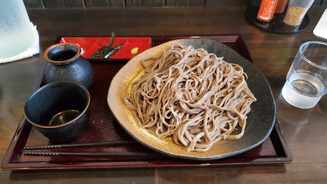 Comentarii opinii despre 手打ちうどん どん太
