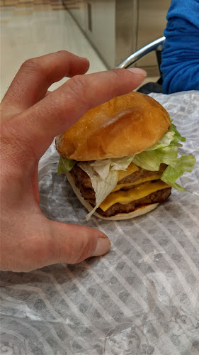 〒350-0043 埼玉県川越市新富町１丁目２２ 本川越ペペ Ｂ１Ｆ