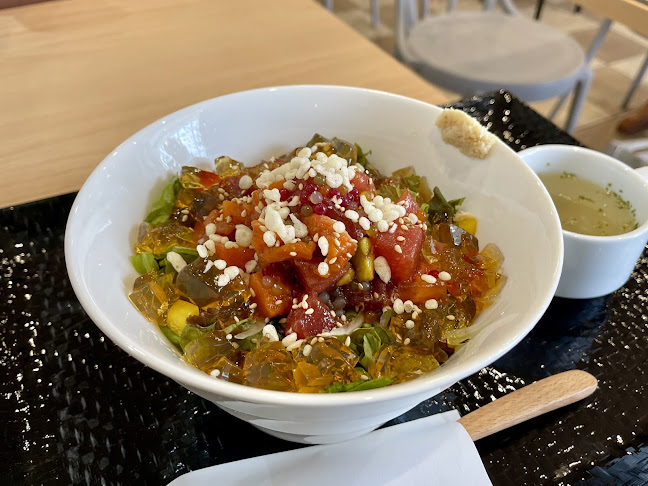 POKE-YA ポケ丼専門店