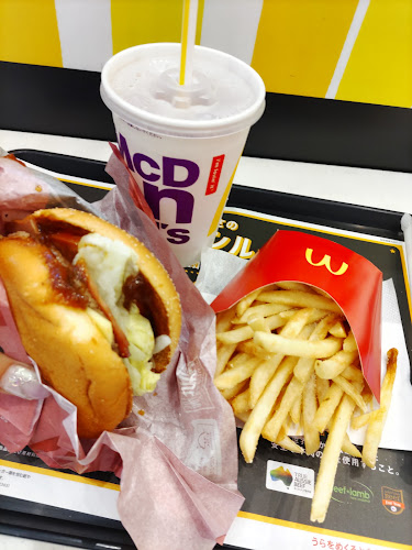 Opinii despre マクドナルド 黄瀬川店 în 清水町 - 飲食業