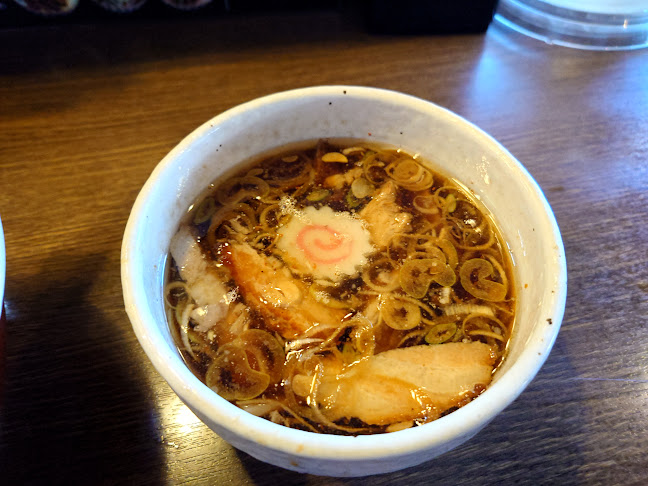 Comentarii opinii despre 三角屋 暖