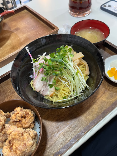 Comentarii opinii despre 本気食堂