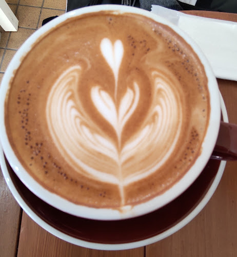 〒356-0004 埼玉県ふじみ野市上福岡１丁目１４−２１