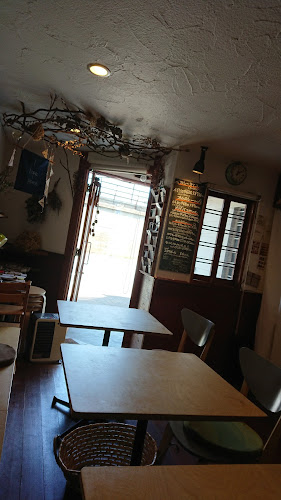 Comentarii opinii despre カレーライスとコーヒーとチャイ かばくん