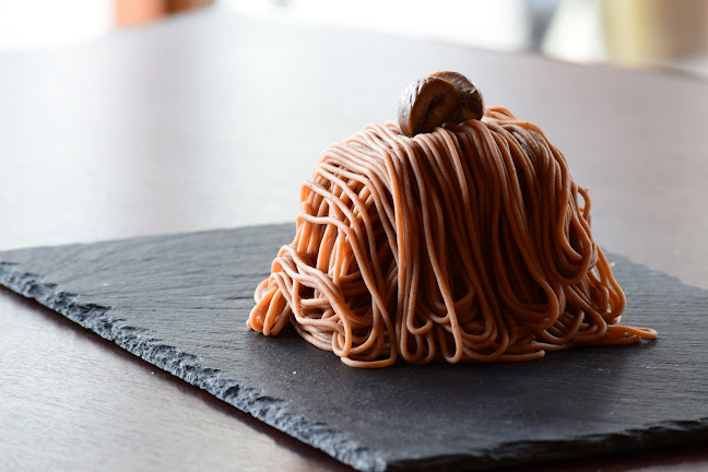 Opinii despre 古民家カフェ KONOHANA în 富士吉田市 - 飲食業