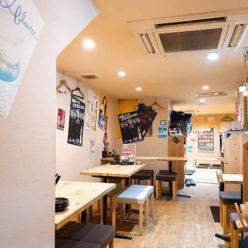 炭火串焼き やきとん 正一郎 - 飲食業