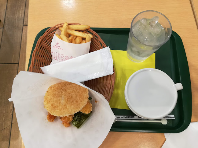 モスバーガーカインズ高槻店 - 飲食業