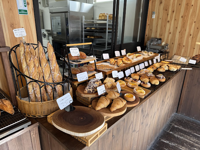 Opinii despre Boulangerie Doux Fleurs în 福岡市 - 飲食業