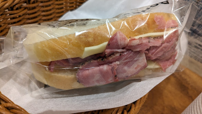 Opinii despre ルフラン池田駅前店 în 池田市 - 飲食業