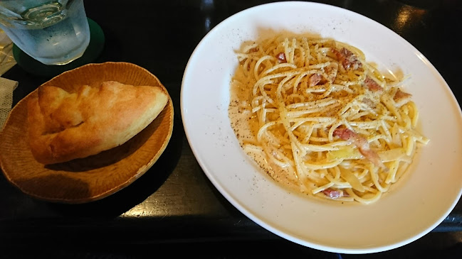 〒792-0824 愛媛県新居浜市上泉町８−５ 5F 創作地区