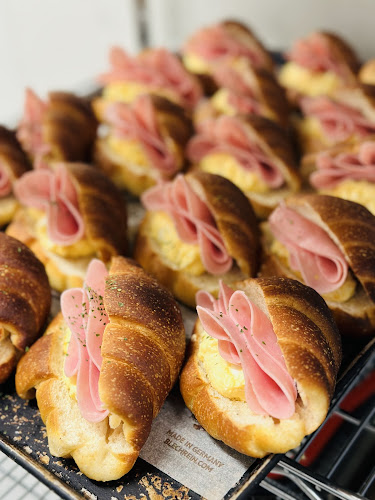 〒432-8013 静岡県浜松市中央区広沢３丁目２６−７