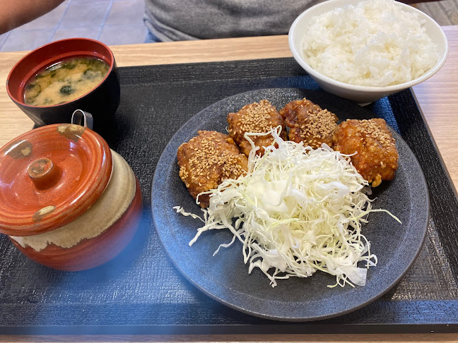 Comentarii opinii despre からあげ専門店 からしげ 鳴子店