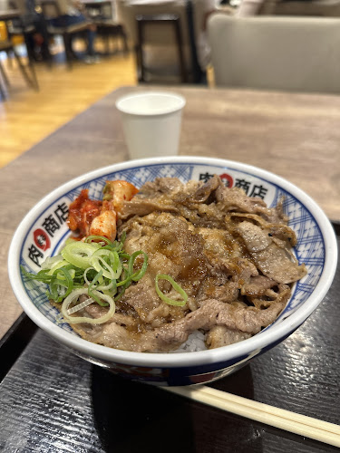 肉問屋肉まる商店 イオンモール神戸南店 - 神戸市