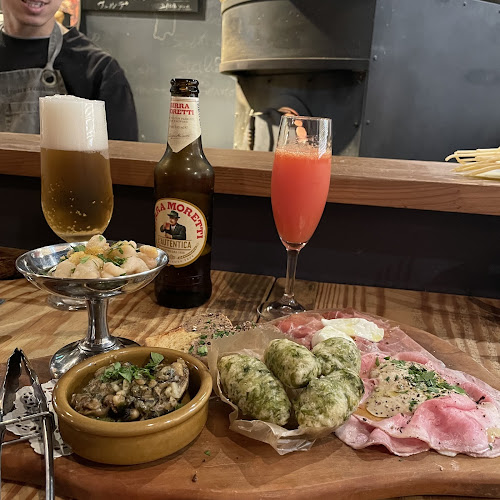 〒650-0001 兵庫県神戸市中央区加納町２丁目１−２ 日光ビル 2F