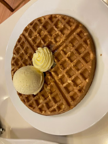 Opinii despre カフェモロゾフ 大和香林坊店 în 金沢市 - 飲食業