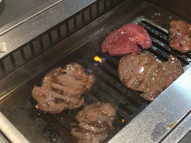 酒菜焼肉処 夫婦亭 しおばら - 飲食業