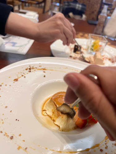 レストラン＆カフェ ラ・ヴィータ - 飲食業