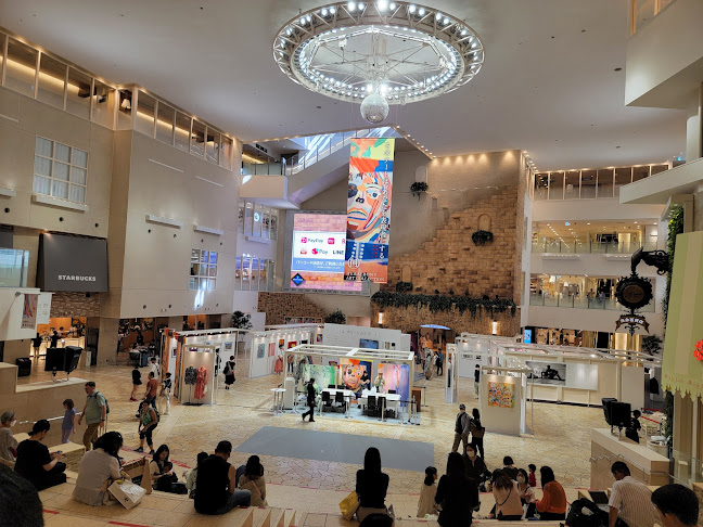 〒530-8350 大阪府大阪市北区角田町８−７ 阪急うめだ本店 10F