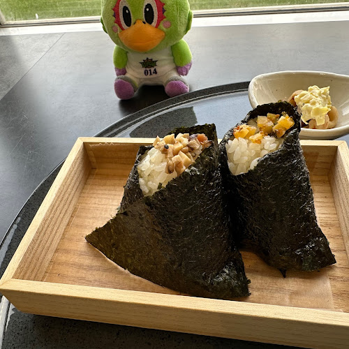 Opinii despre カミニシキッチン în 札幌市 - 飲食業