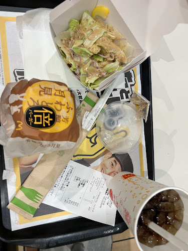 Opinii despre マクドナルド 九段下店 în 千代田区 - 飲食業