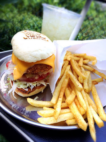 築地 魚政 Tsukiji Fish Burger MASA