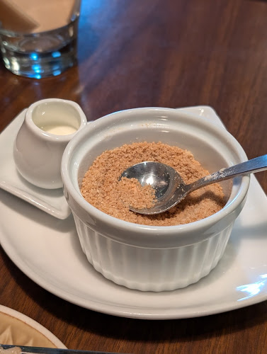 Opinii despre カフェ・ブリュ în 京都市 - 飲食業