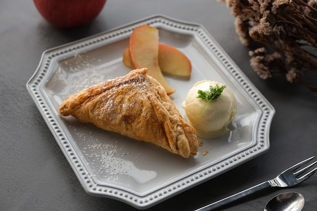 Comentarii opinii despre 夜空のMUSIC BAR うみとひかり