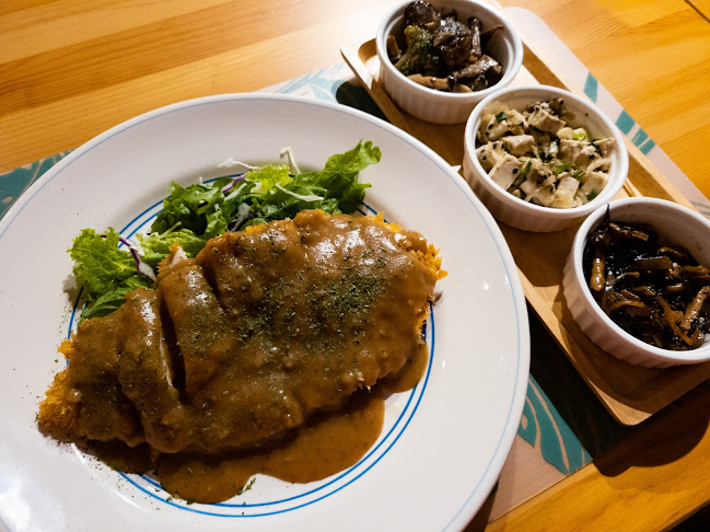 〒253-0054 神奈川県茅ヶ崎市東海岸南１丁目９−１７