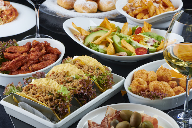 R3 Club Lounge - 港区