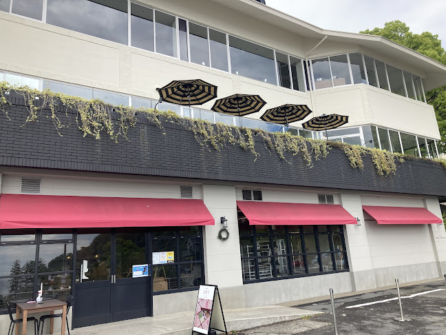 〒413-0101 静岡県熱海市上多賀１０２７−８