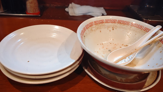 Comentarii opinii despre 十七代目哲麺 小平店