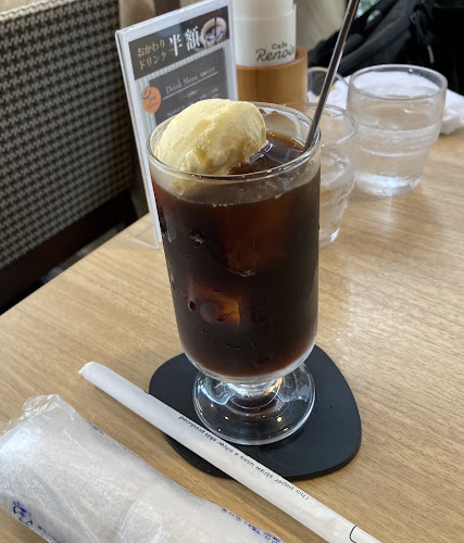 Comentarii opinii despre カフェ ルノアール 横浜元町店