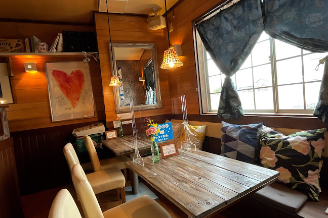 Comentarii opinii despre パーラー ホープ洋装店