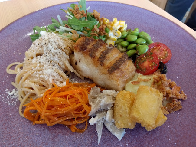 〒475-0023 愛知県半田市亀崎町９丁目１１１