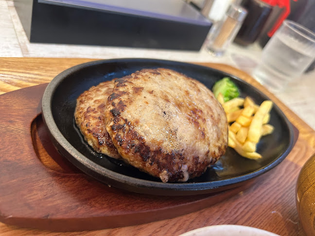 Comentarii opinii despre ファイヤーバーグ 北18条店