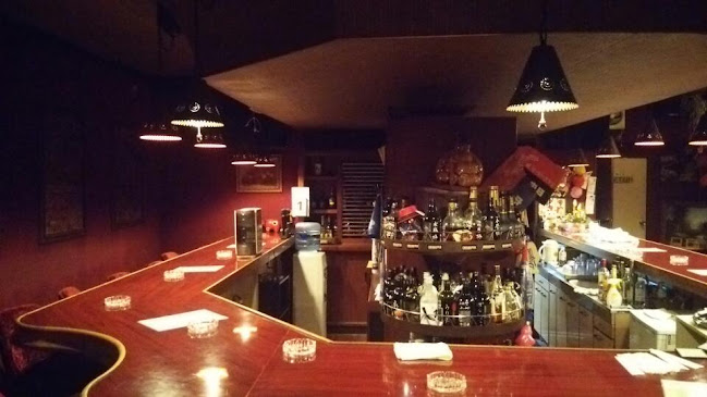 ニュークラウン - 飲食業