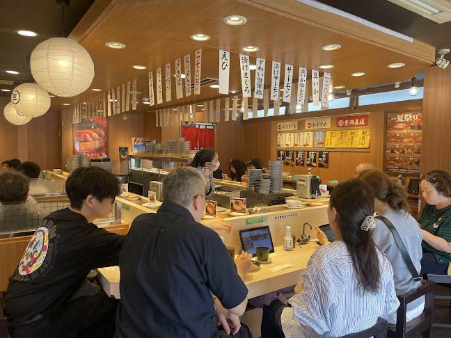 〒248-0006 神奈川県鎌倉市小町１丁目７−１ 鎌倉小町通り商店街